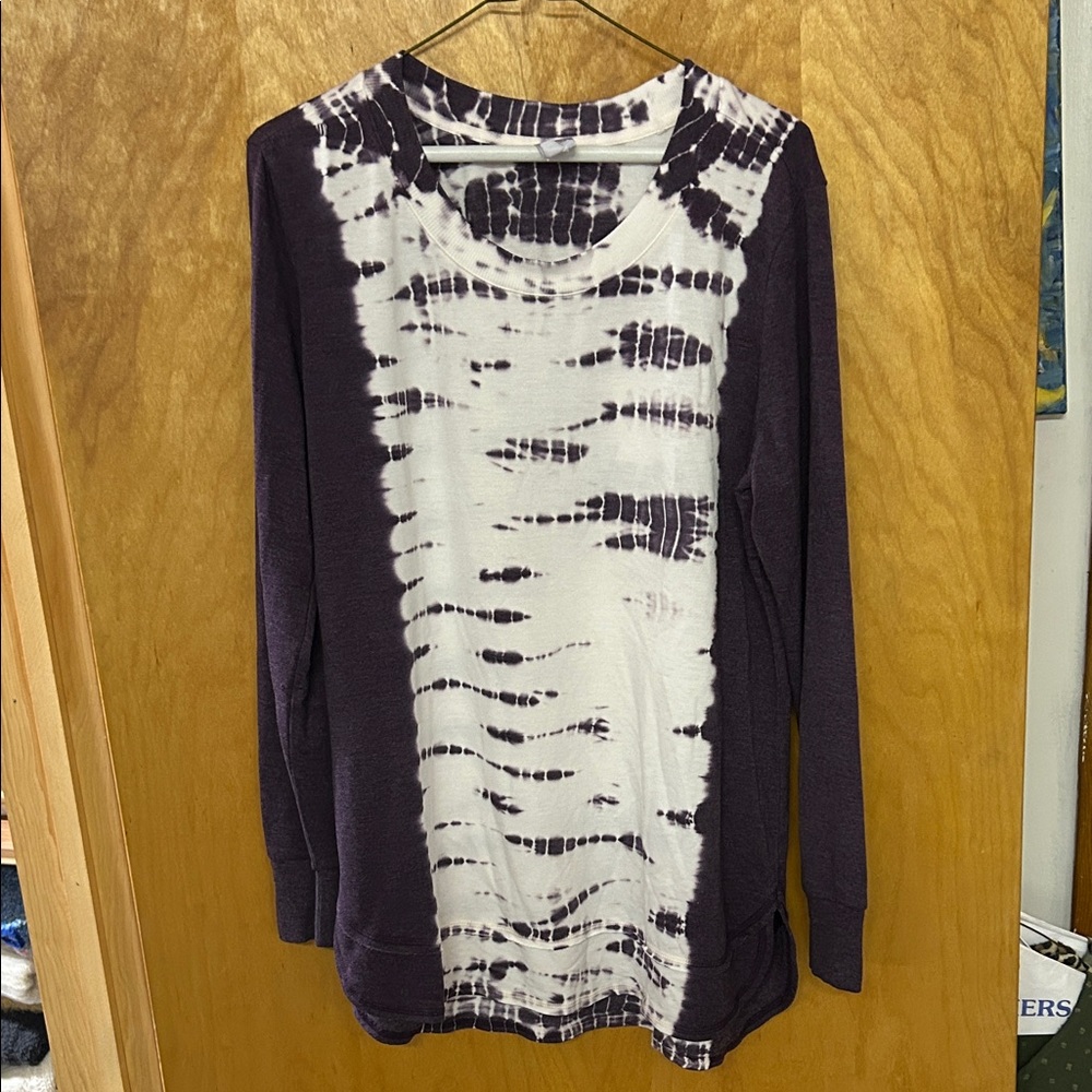 Te Verde Purple and White Long Sleeve Tie-Dye Top